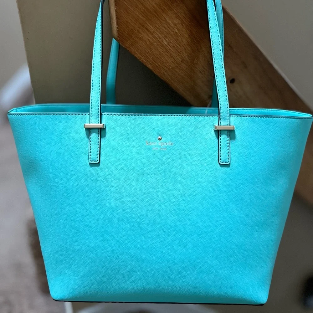 Kate Spade Cedar Street harmony Fresh air NWT